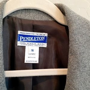* PENDLETON women's brown blazer *